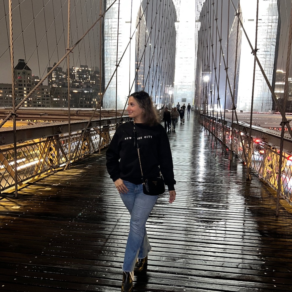 Meet your Posher, Cynthia